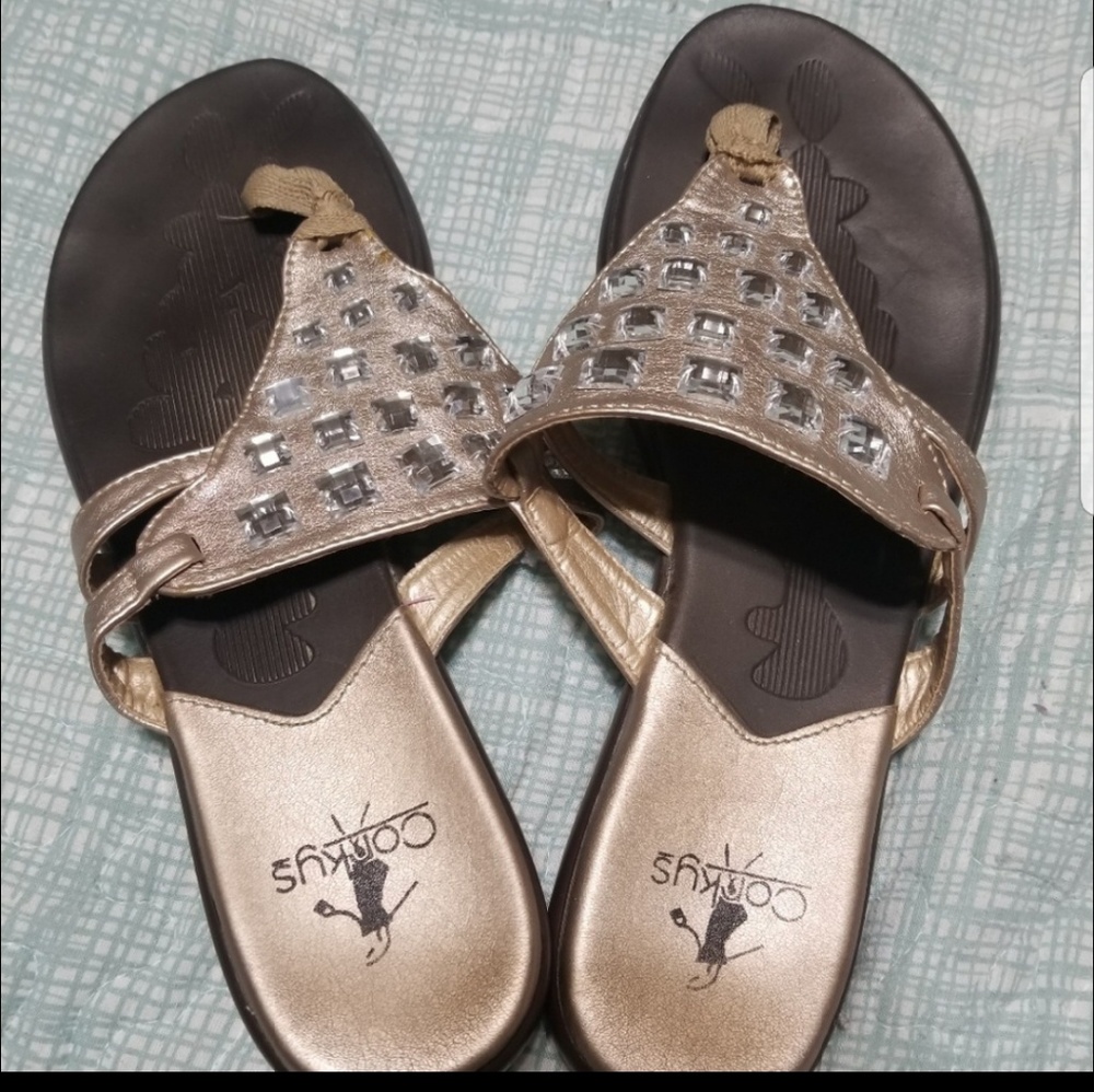 Corky's Sandles